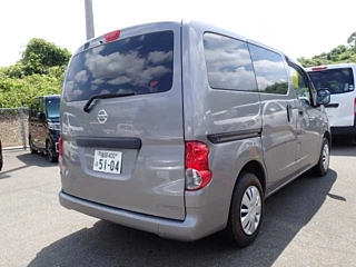 NISSAN NV200 2018