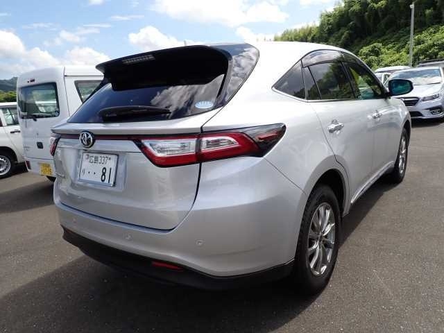 TOYOTA HARRIER 2018