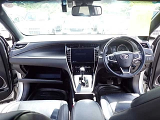 TOYOTA HARRIER 2018