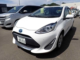 TOYOTA AQUA 2020