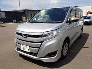 TOYOTA NOAH 2019