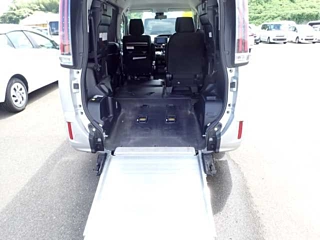 TOYOTA NOAH 2019