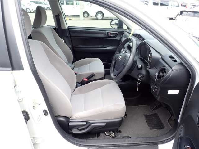 TOYOTA COROLLA AXIO 2016