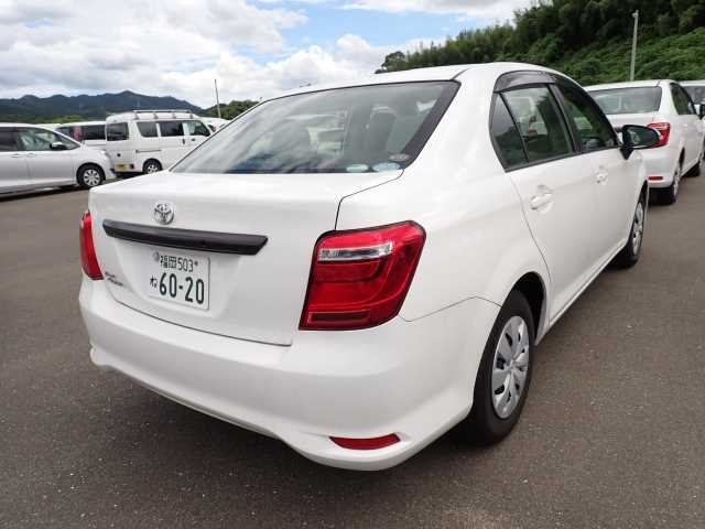 TOYOTA COROLLA AXIO 2016