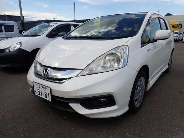 HONDA FIT SHUTTLE 2015