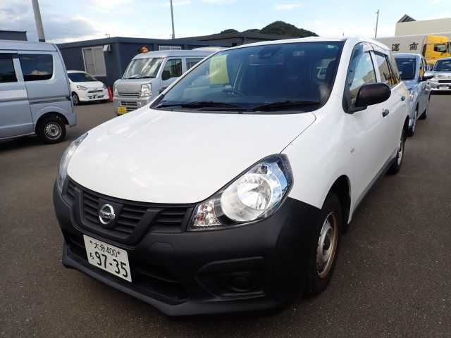 NISSAN AD 2020