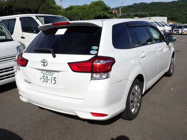 TOYOTA COROLLA FIELDER 2015