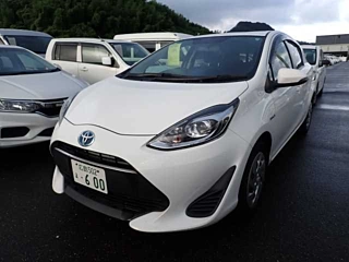 TOYOTA AQUA 2018