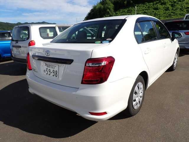 TOYOTA COROLLA AXIO 2016