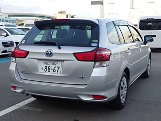 TOYOTA COROLLA FIELDER 2017