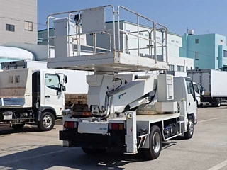 ISUZU ELF 2020