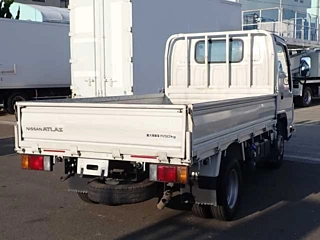 NISSAN ATLAS 2020