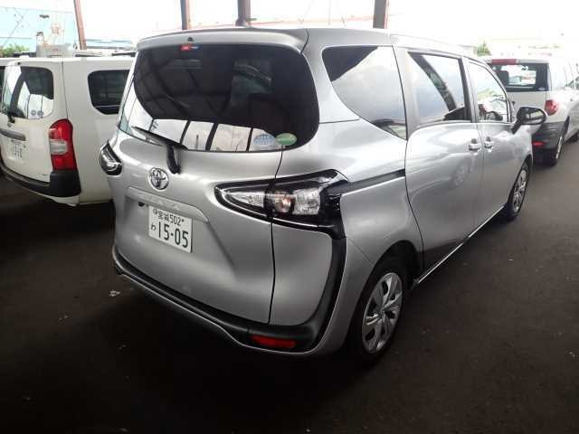 TOYOTA SIENTA 2019