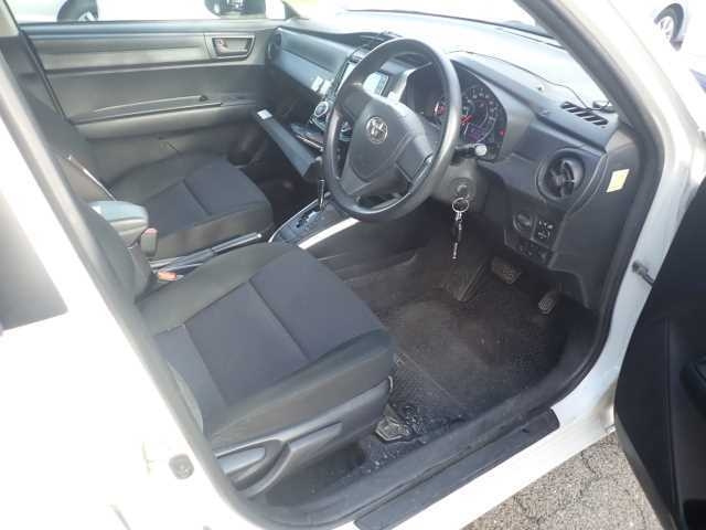 TOYOTA COROLLA FIELDER 2019