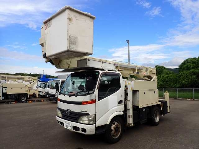 TOYOTA DYNA 2009