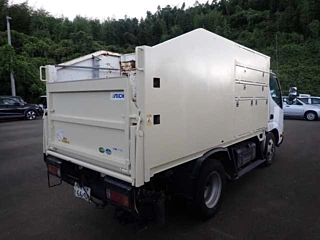 TOYOTA DYNA 2010