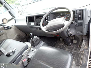 ISUZU ELF 2015