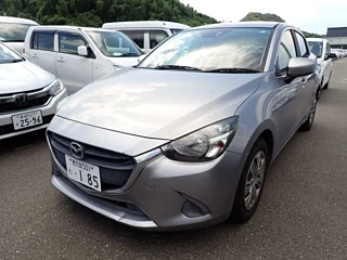 MAZDA DEMIO 2016