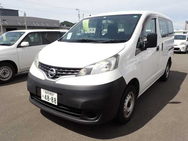 NISSAN NV200 2012