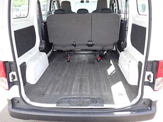 NISSAN NV200 2012