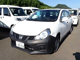 NISSAN AD 2019