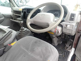 TOYOTA DYNA 2010