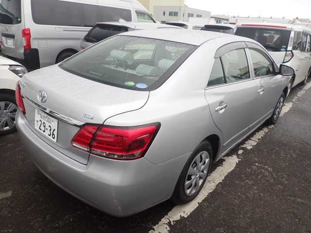 TOYOTA PREMIO 2019