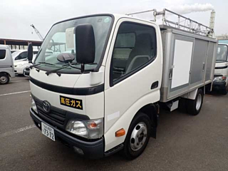 TOYOTA DYNA 2009