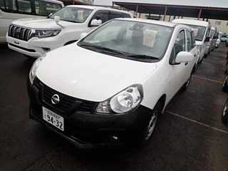 NISSAN AD 2020