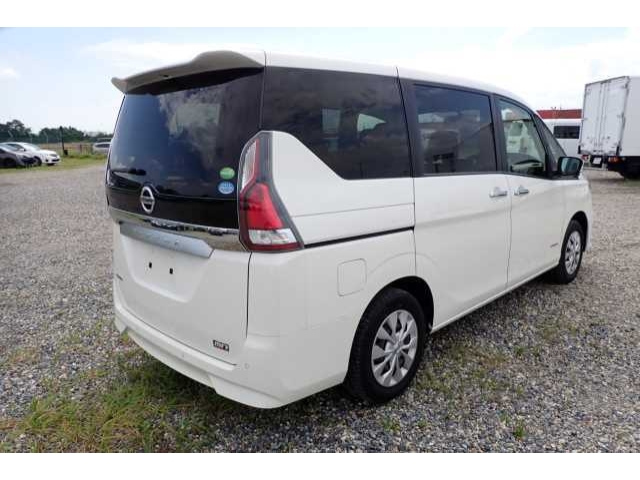 NISSAN SERENA 2019
