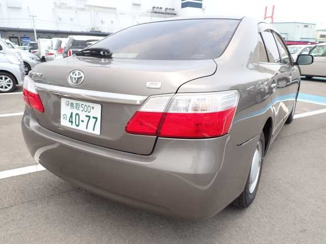 TOYOTA PREMIO 2008