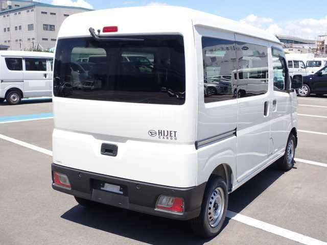 DAIHATSU HIJET VAN 2022
