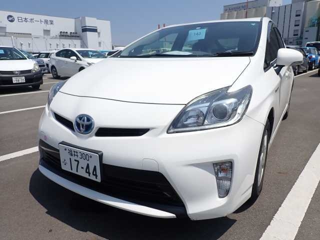 TOYOTA PRIUS 2014