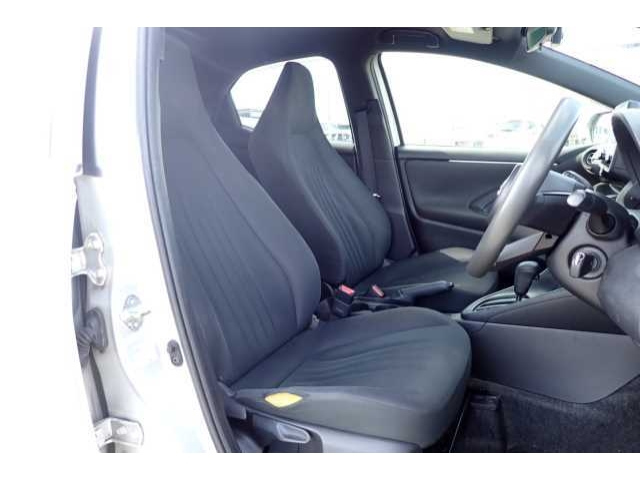TOYOTA YARIS 2020