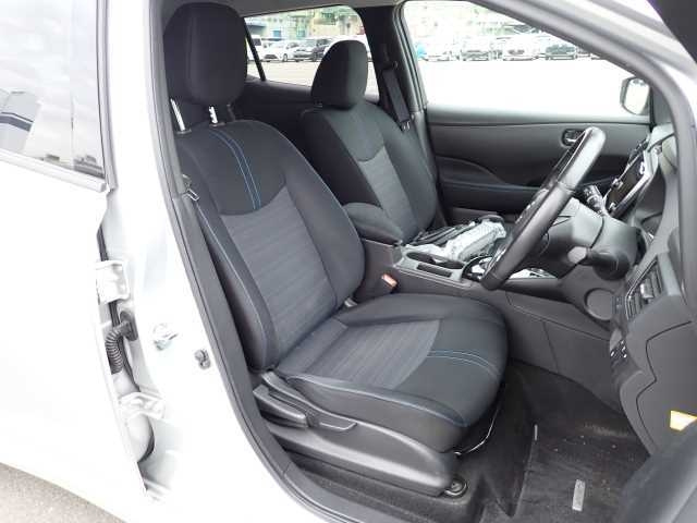 NISSAN LEAF 2020