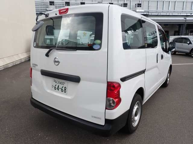 NISSAN NV200 2014