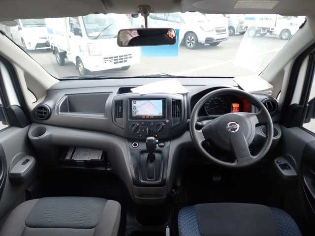 NISSAN NV200 2014