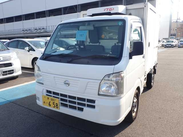 NISSAN CLIPPER TRUCK 2016