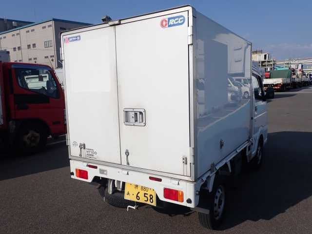 NISSAN CLIPPER TRUCK 2016