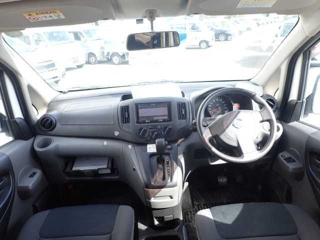 NISSAN NV200 2018