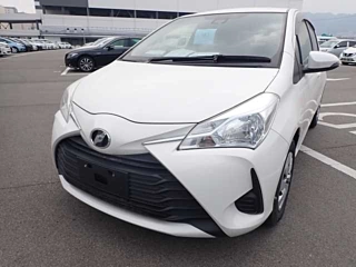 TOYOTA VITZ 2019