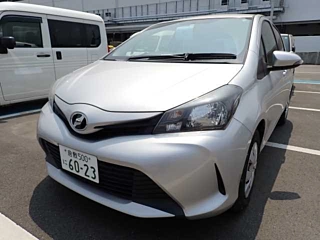 TOYOTA VITZ 2015