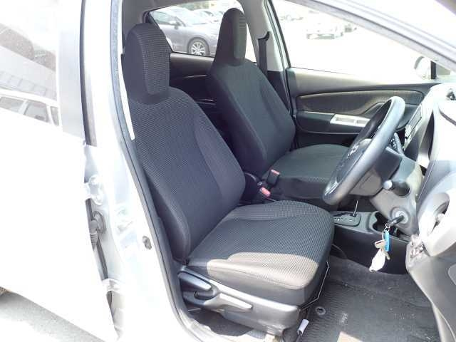 TOYOTA VITZ 2015