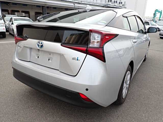 TOYOTA PRIUS 2020