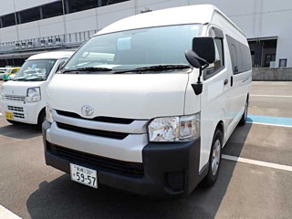 TOYOTA HIACE VAN 2017