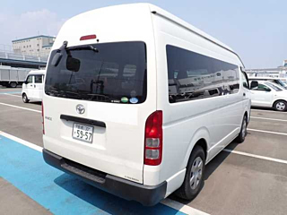 TOYOTA HIACE VAN 2017
