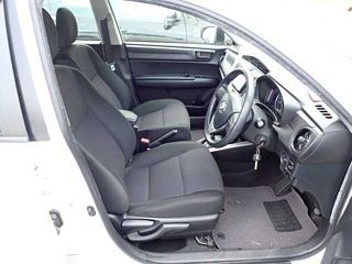 TOYOTA COROLLA FIELDER 2018
