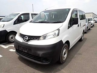NISSAN NV200 2018