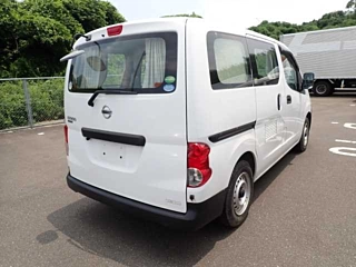 NISSAN NV200 2018