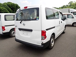 NISSAN NV200 2018